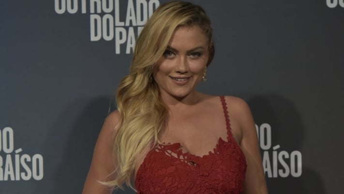Ellen Rocche dá vida à Suzy em O Outro Lado do Paraíso. (Foto: Divulgação)