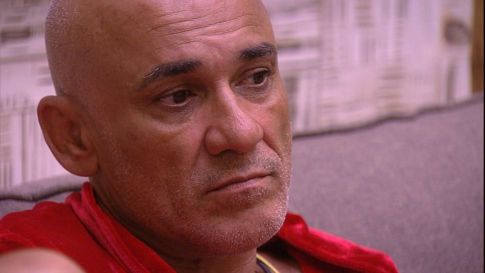 Ayrton na casa do BBB18 (Foto: Reprodução/BBB)