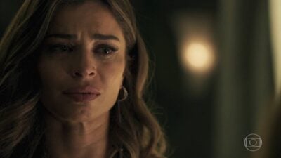 Lívia (Grazi Massafera) em cena de O Outro Lado do Paraíso
(Foto: Reprodução/Globo)