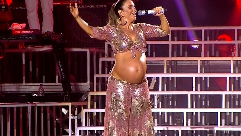 http://tvfoco.uai.com.br/wp-content/uploads/2015/05/Daniela-Mercury.jpg