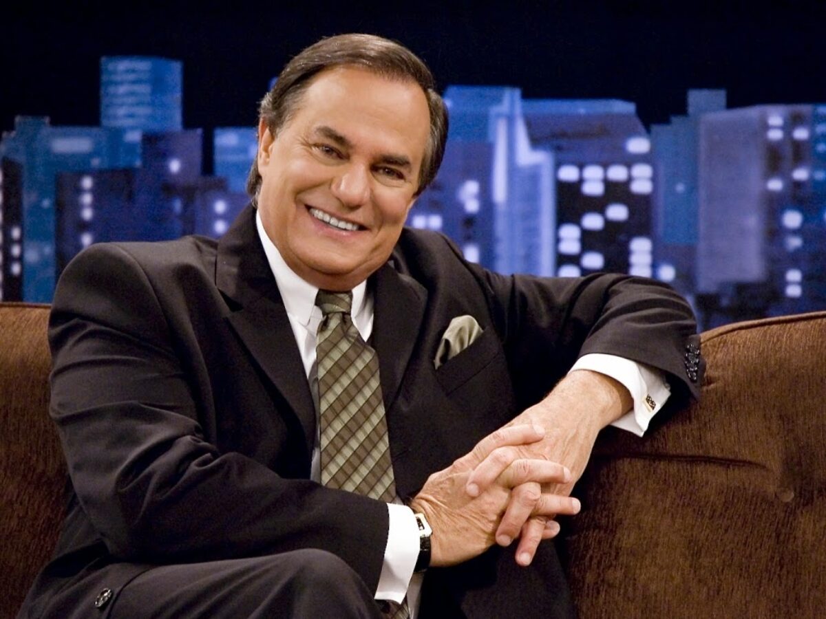 Ronnie Von, demitido da TV Gazeta, é proibido de se despedir e anuncia ida  para emissora - TV Foco