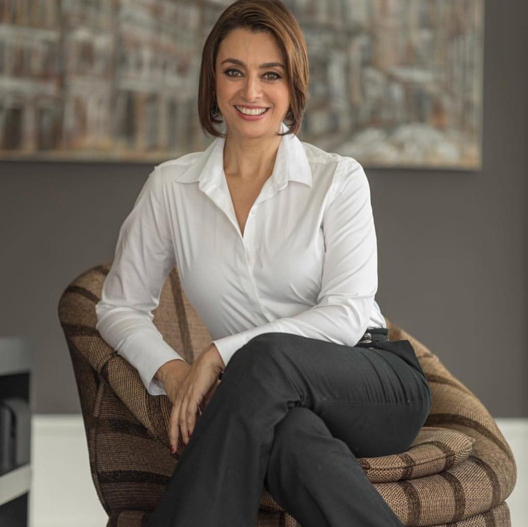 http://tvfoco.uai.com.br/wp-content/uploads/2015/05/Daniela-Mercury.jpg