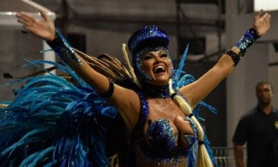 A atriz é rainha da bateria da Rosas de Ouro (Foto: Reprodução)