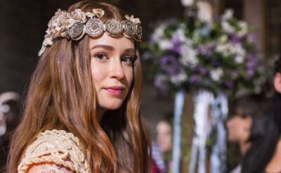 Amália (Marina Ruy Barbosa) em Deus Salve o Rei
(Foto: Globo/Marília Cabral)