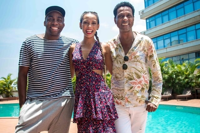 Lázaro Ramos, Táis Araújo e Luís Lima gravaram Mister Brau em Angola (Foto: Globo/Antonio Gamito)