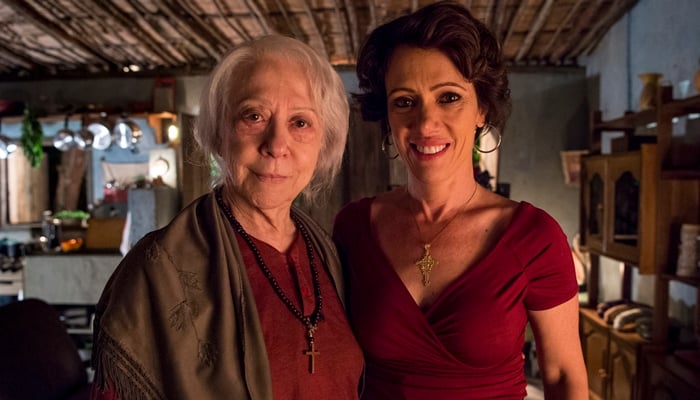 Fernanda Montenegro (Mercedes) e Bel Kutner (Diva) (Foto: Globo/Estevam Avellar)