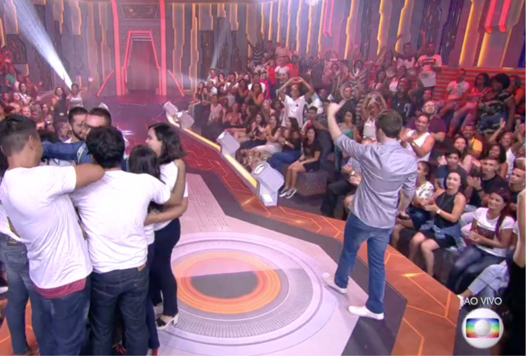 Tiago Leifert reprimiu torcida de Gleici no BBB18