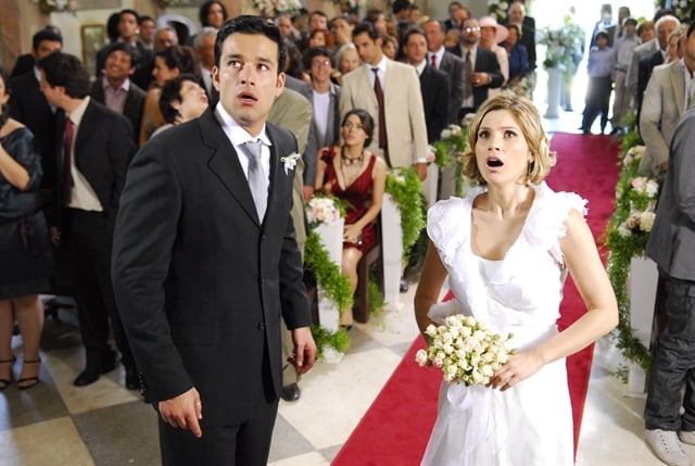 Nicholas (Sergio Marone) e Dafne (Flavia Alessandra) em Caras e Bocas (Foto: Globo/Renato Rocha Miranda)