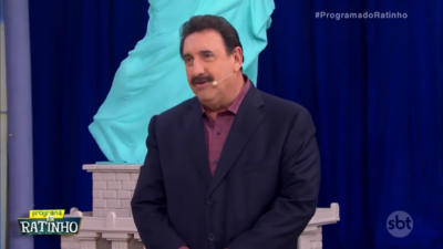 O apresentador Ratinho no comando do seu programa no SBT. (Foto: Reprodução)
