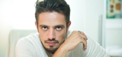 Renato ficará falido em O Outro Lado do Paraíso. (Foto: Raquel Cunha/TV Globo)