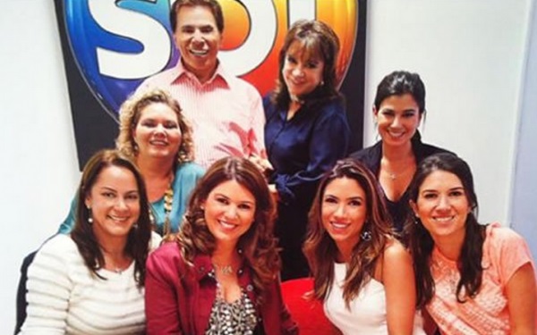 Silvio Santos, a esposa e as filhas (Foto: Reprodução)