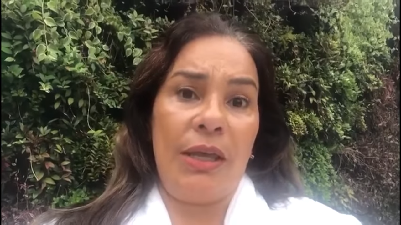 http://tvfoco.uai.com.br/wp-content/uploads/2015/05/Daniela-Mercury.jpg
