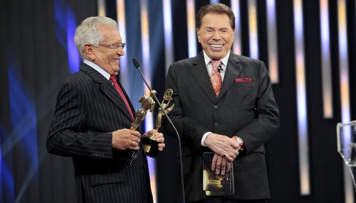 Carlos Alberto de Nóbrega com Silvio Santos no Troféu Imprensa 2018 (Foto: Lourival Ribeiro/SBT)