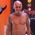 Ayrton na casa do BBB18
(Foto: Reprodução/BBB)