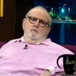 Jô Soares em entrevista a Fábio Porchat na Record
(Foto: Reprodução/Record)