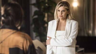 Jô (Barbara Paz) e Beth (Gloria Pires) em cena de O Outro Lado do Paraíso
(Foto: Globo/Mauricio Fidalgo)