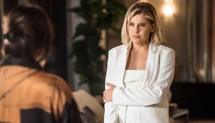 Jô (Barbara Paz) e Beth (Gloria Pires) em cena de O Outro Lado do Paraíso (Foto: Globo/Mauricio Fidalgo)