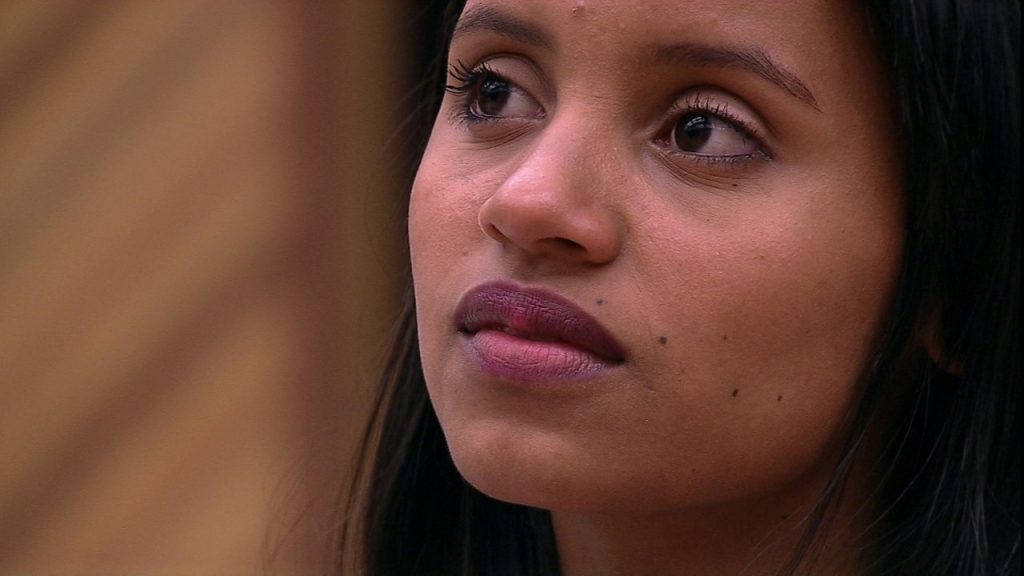 Gleici ficou emocionada com notícia que Globo vai mudar programação (Foto: Reprodução)