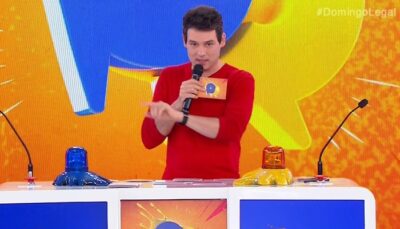 O apresentador Celso Portiolli no Domingo Legal
(Foto: Reprodução/SBT)