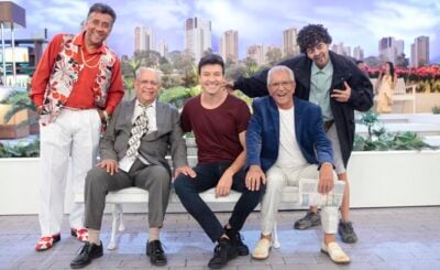 Faro e Carlos Alberto com os personagens Paulinho Gogó, João Plenário, e Sangue
(Foto: Eve Schwarz/SBT)