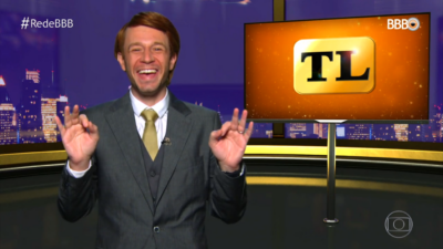 Tiago Leifert imita o TV Fama (Foto: Reprodução)
