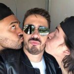 O humorista Carlinhos Maia ao lado dos amigos. (Foto: Reprodução)