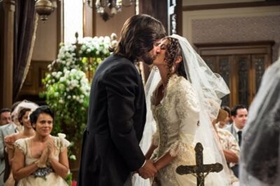 Rômulo (Marcos Pitombo) e Cecília (Anaju Dorigon) em cena de Orgulho e Paixão
(Foto: Globo/Raquel Cunha)