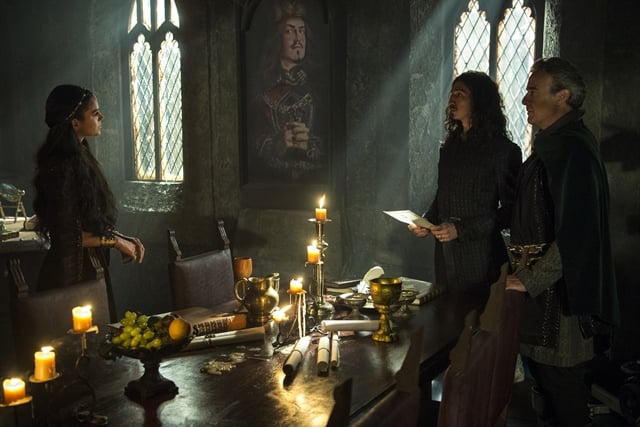 Catarina (Bruna Marquezine), Rodolfo (Johnny Massaro) e Otávio (Alexandre Borges) (Foto: Globo/Estevam Avellar)