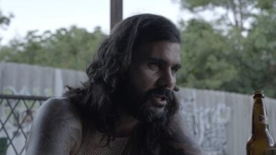 Mariano (Juliano Cazarré) em cena de O Outro Lado do Paraíso
(Foto: Divulgação/Globo)