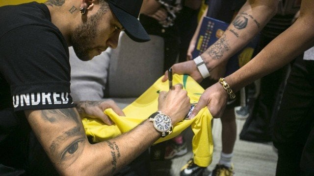 Neymar nos bastidores do Altas Horas (Foto: Divulgação/TV Globo)