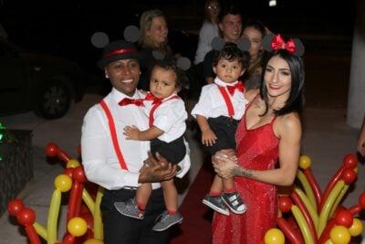 Pepê, a mulher e os filhos (Foto: Reprodução)