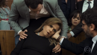 Sophia (Marieta Severo) em cena de O Outro Lado do Paraíso
(Foto: Reprodução/Globo)