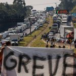 Caminhoneiros entraram em greve em todo o país (Foto: Reprodução)