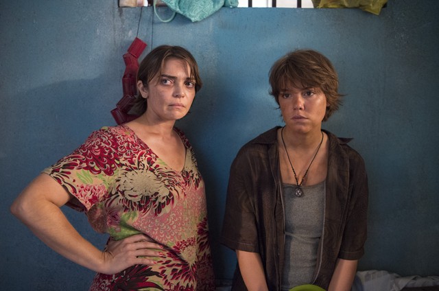 Maria e Betânia na cela em Onde Nascem os Fortes (Foto: Estevam Avellar/ TV Globo)