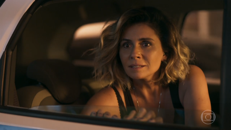 Luzia (Giovanna Antonelli) em cena de Segundo Sol (Foto: Reprodução/Globo)