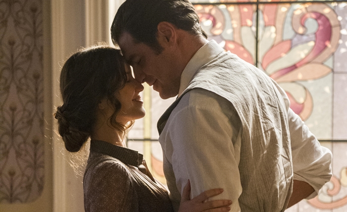Elisabeta (Nathalia Dill) e Darcy (Thiago Lacerda) em cena de Orgulho e Paixão (Foto: Globo/Estevam Avellar)