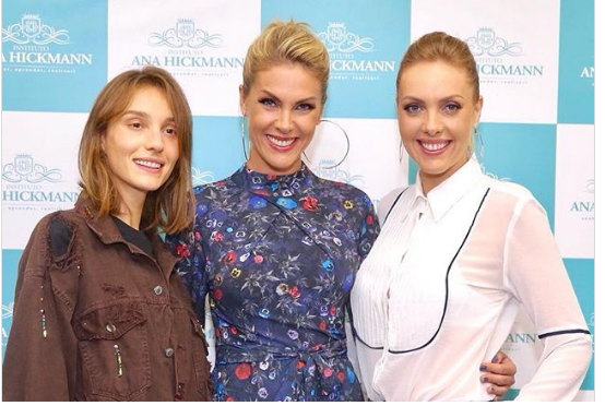Ana Hickmann e suas irmãs