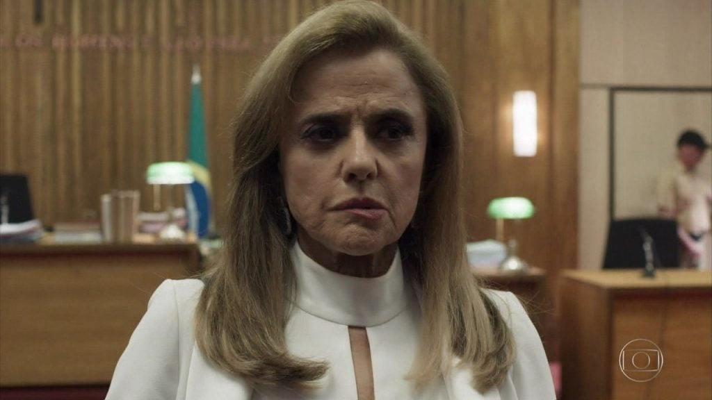 Sophia (Marieta Severo) em cena de O Outro Lado do Paraíso (Foto: Reprodução/Globo)