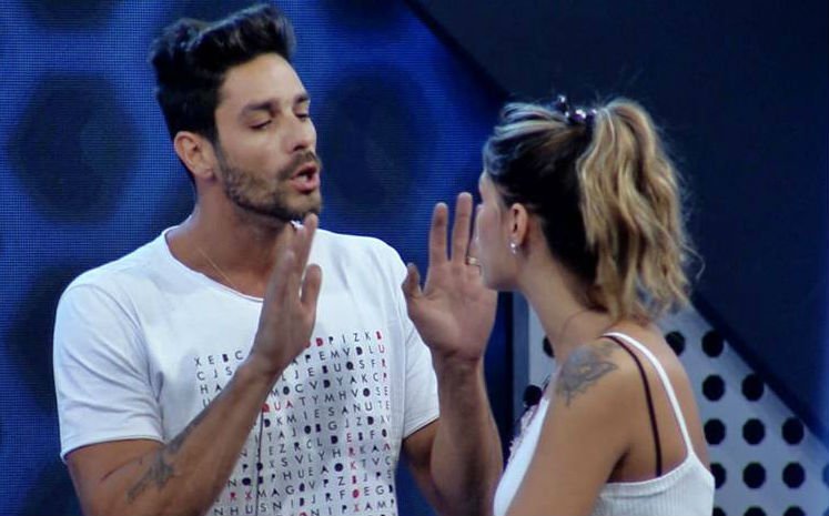 Diego e Franciele no Power Couple (Foto: Reprodução)