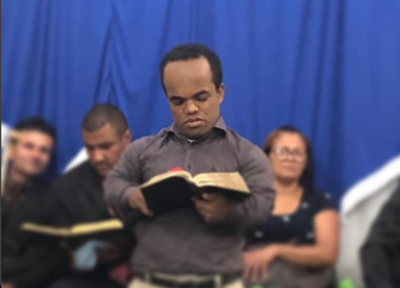 Anão Marquinhos é missionário  agora. (Foto:  Reprodução/Instagram)