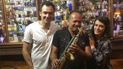 Bianca Bin e Sergui Guizé no restaurante após jantar a dois Foto: Reprodução/Instagram