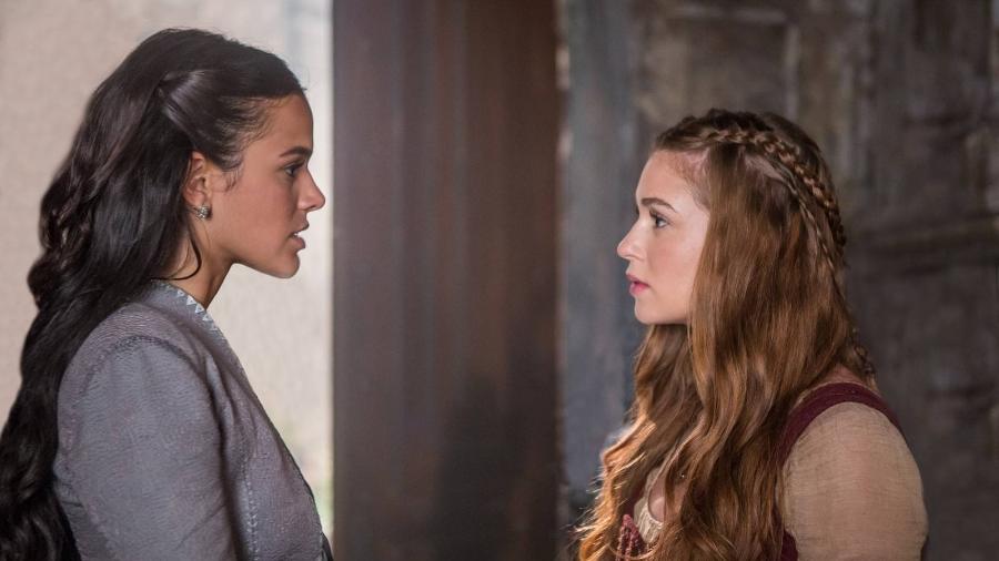 Bruna Marquezine e Marina Ruy Barbosa (Foto: Divulgação/TV Globo)