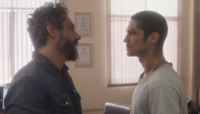 Pedro (Alexandre Nero) e Hermano (Gabriel Leone) em cena de Onde Nascem os Fortes
(Foto: Reprodução/Globo)