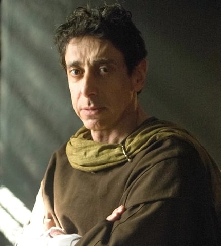 Héber (Cássio Scapin) em Deus Salve o Rei (Foto: Divulgação/Globo) 