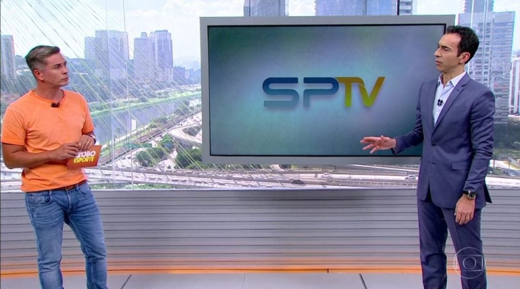 Ivan Moré e César Tralli no estúdio do SPTV (Foto: Reprodução / Globo)