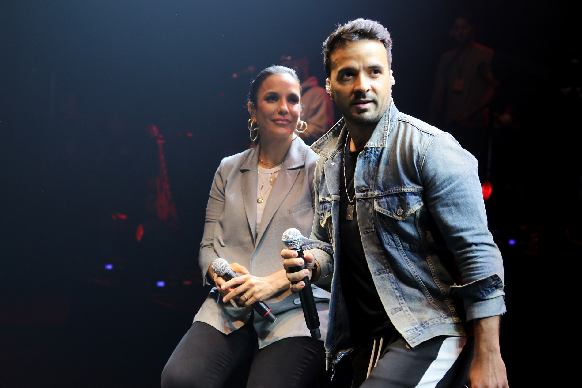 Ivete Sangalo e Luis Fonsi  (Foto: Thiago Duran/ AgNews)