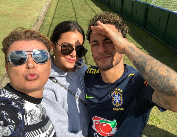 Neymar, Bruna Marquezine e David Brazil (Foto: Reprodução/Instagram)