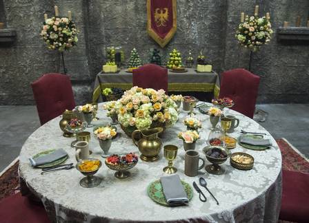 Decoração das cenas de Deus Salve o Rei (Foto: Estevam Avellar/Rede Globo/Divulgação)