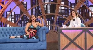 Anitta e Tatá Werneck em programa no Multishow (Foto: Divulgação)