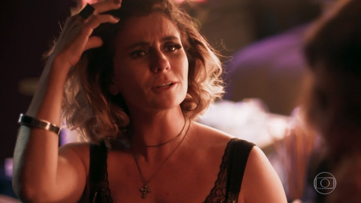 Luzia (Giovanna Antonelli) em Segundo Sol (Foto: Reprodução/Globo)